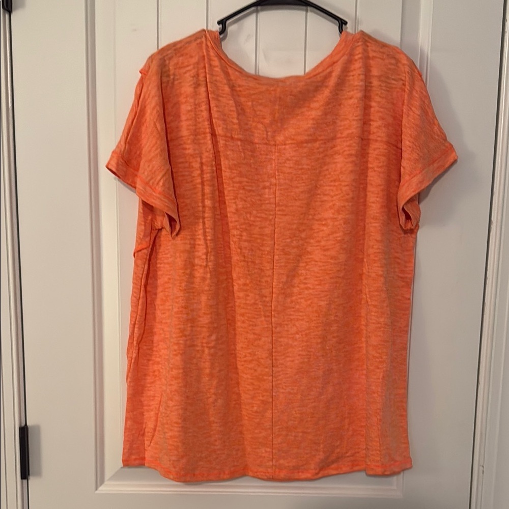 Women's sew in love Orange V-Neck Top never worn - Picture 3 of 3